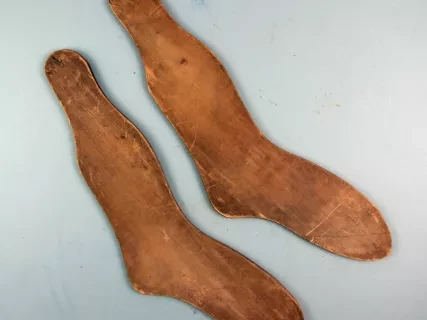 Stretchers, Sock