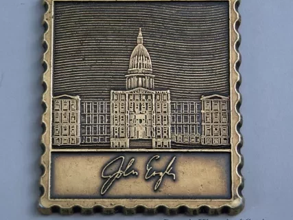 Plaque