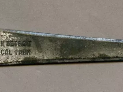 Opener, Letter