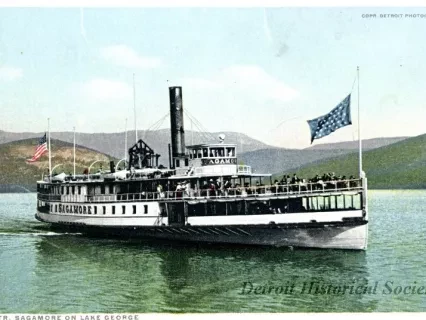 Postcard - 9825 Str. Sagmore on Lake George