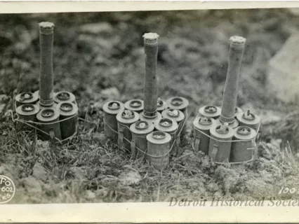 Postcard, Picture