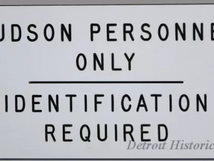 Sign, Informational