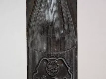 Plate, Engraving