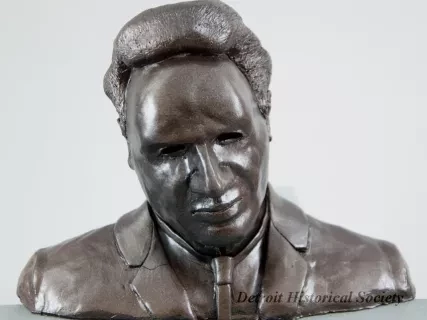 Bust