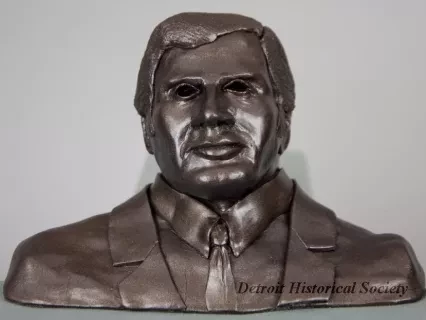 Bust