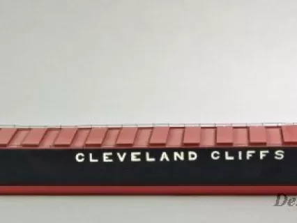 Model - CADILLAC