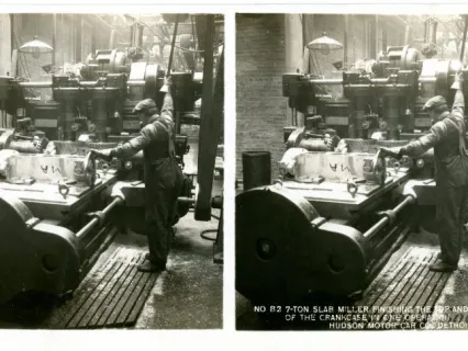 Stereograph - 7-Ton Slab Miller Finishing The Top And Ends Of The Crankcase In One Operation, Hudson Motor Car Co, Detroit, USA