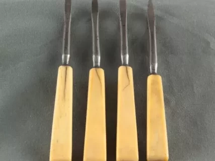Nutpick