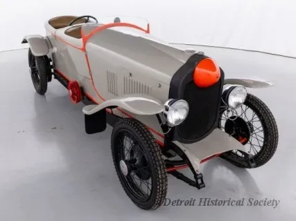 Automobile - 1930 James Scripps Booth DaVinci Pup Cycle Car
