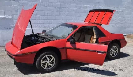 Automobile - 1984 Pontiac Fiero 2M4 2-Door Coupe