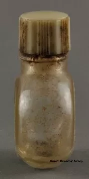 Bottle, Smelling