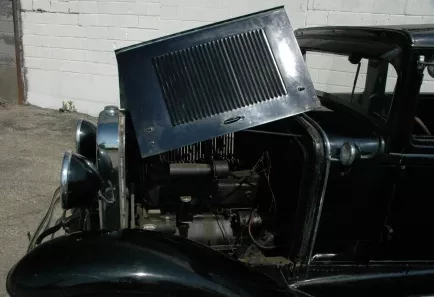 Automobile
