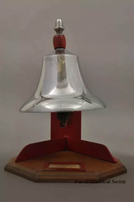 Bell, Ship's