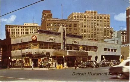 Postcard - Greyhound Bus and Air Lines Terminal