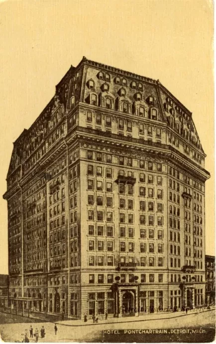 Postcard - Hotel Pontchartrain, Detroit, Mich.