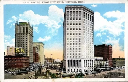 Postcard - Cadillac Sq. From City Hall, Detroit, Mich.