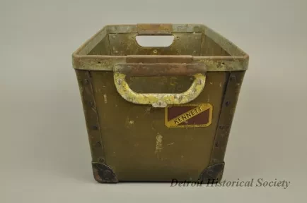 crate - Side