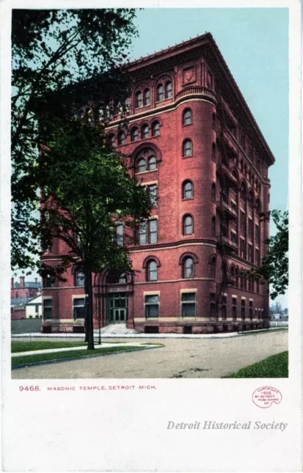 Postcard - Masonic Temple. Detroit, Mich.