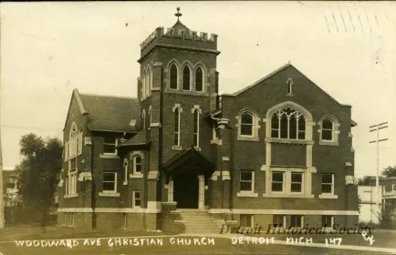 Postcard - Woodward Ave Christian Church, Detroit, Mich.