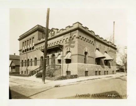 Binder, Post - Appraisal of Buildings for Michigan Bell Telephone Co. 
by Albert Kahn, Inc.