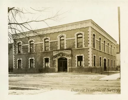 Binder, Post - Appraisal of Buildings for Michigan Bell Telephone Co. 
by Albert Kahn, Inc.