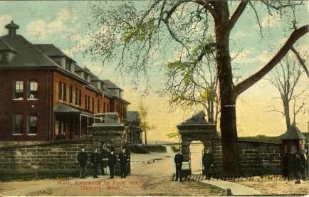 Postcard - Main Entrance to Fort wayne, Detroit, Mich.