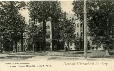 Postcard - Harper Hospital, Detroit, Mich.