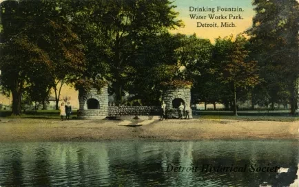 Postcard - Drinking Fountain, Water Works Park, Detroit, Mich.