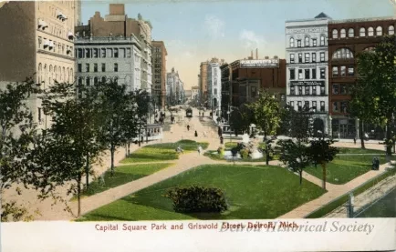 Postcard - Capitol Square Park and Griswold Street. Detroit, Mich.