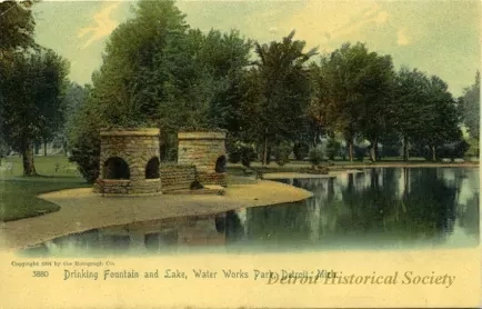 Postcard - Drinking Fountain, Water Works Park, Detroit, Mich.