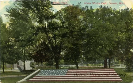 Postcard - Floral Flag, Water Works Park, Detroit, Mich.