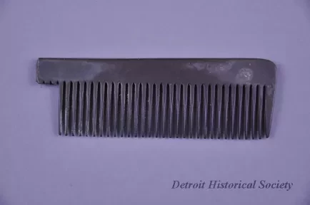 Comb