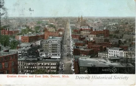 Postcard - Gratios [sic] Avenue and East Side, Detroit, Mich.