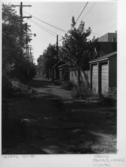 Print, Photographic - Alleyway; Mathews, Donald, 10:30 AM