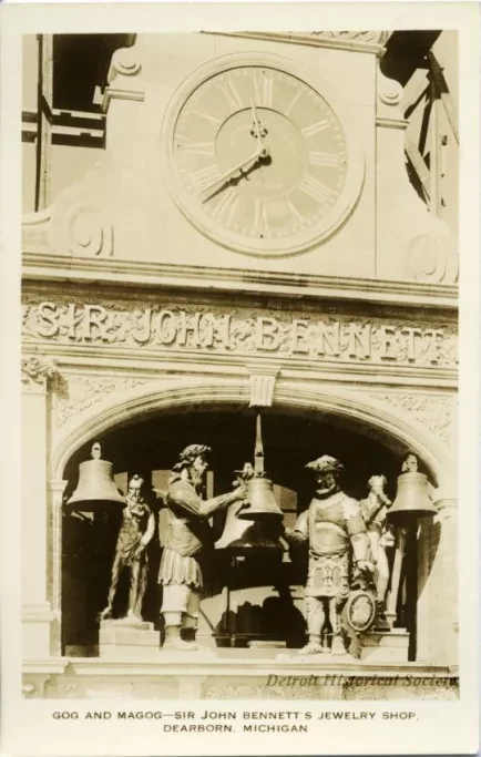 Postcard - Gog and Magog - Sir John Bennett's Jewelry Shop, Dearborn, Michigan