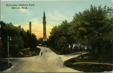 Postcard - Driveway, Gladwin Park, Detroit, Mich.