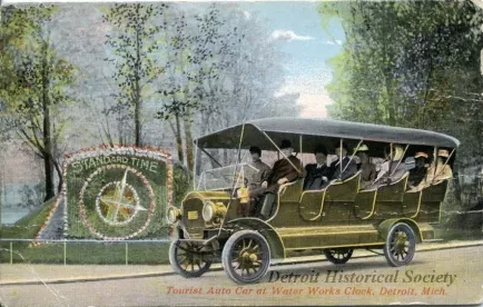 Postcard - Tourist Auto Car at Water Works Park, Detroit, Mich.
