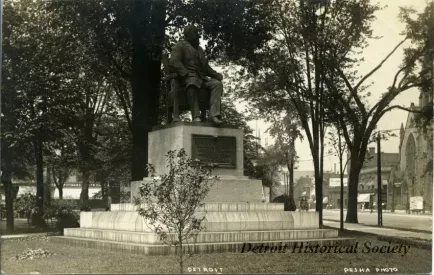Postcard - Detroit