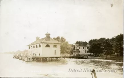 Postcard - D. & C. Boat Landing, Algonac.