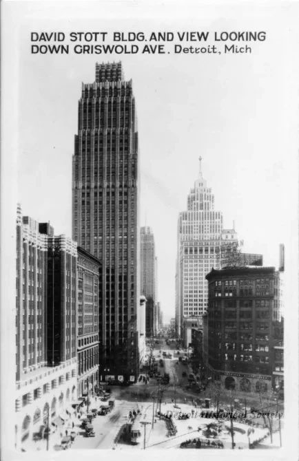 Postcard - David Stott Bldg. and View Looking Down Griswold Ave. Detroit, Mich.