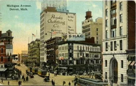 Postcard - Michigan Avenue, Detroit, Mich.