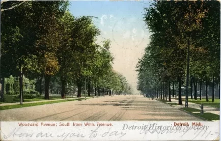Postcard - Woodward Avenue; South from Willis Avenue. Detroit, Mich.