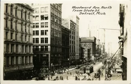 Postcard - Woodward Ave. North from State St. Detroit, Mich.
