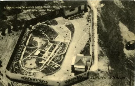 Postcard - Airplane View of Midget City, Detroit, From 300 Feet Up
(Courtesy Miller Aerial Photos)