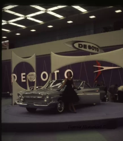 Slide, Stereo