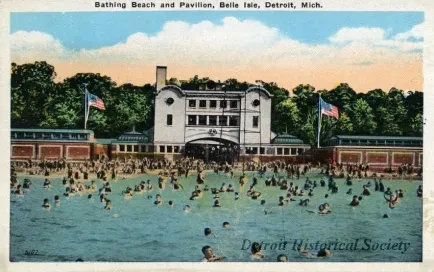 Postcard - Bathing Beach and Pavilion, Belle Isle, Detroit, Mich.
