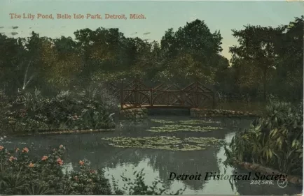 Postcard - The Lily Pond, Belle Isle Park, Detroit, Mich.