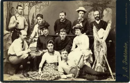 Photograph, Cabinet