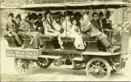 Postcard, Picture