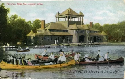 Postcard - Pavilion, Belle Isle, Detroit, Mich.